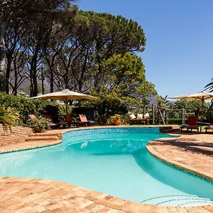 Villa 42 On Strathmore, Cape Town
